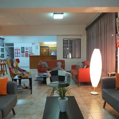 Lejlighedshotel Carina 2*